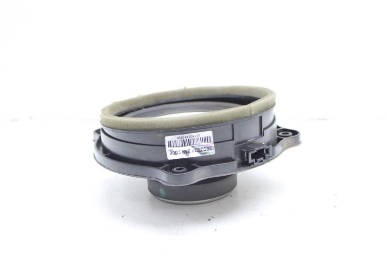 05-2009 Land Rover Range Rover Rear Door Harman/Kardon Logic 7 Speaker XQM500100 - Alshned Auto Parts