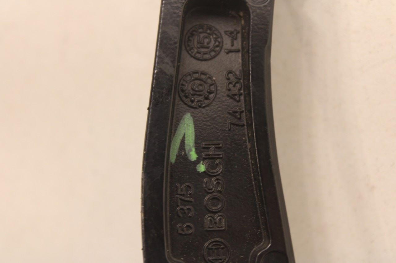 17-2025 Alfa Romeo Giulia Ti AWD 2.0L Front Left and Right Wiper Arm 68300869AA - Alshned Auto Parts