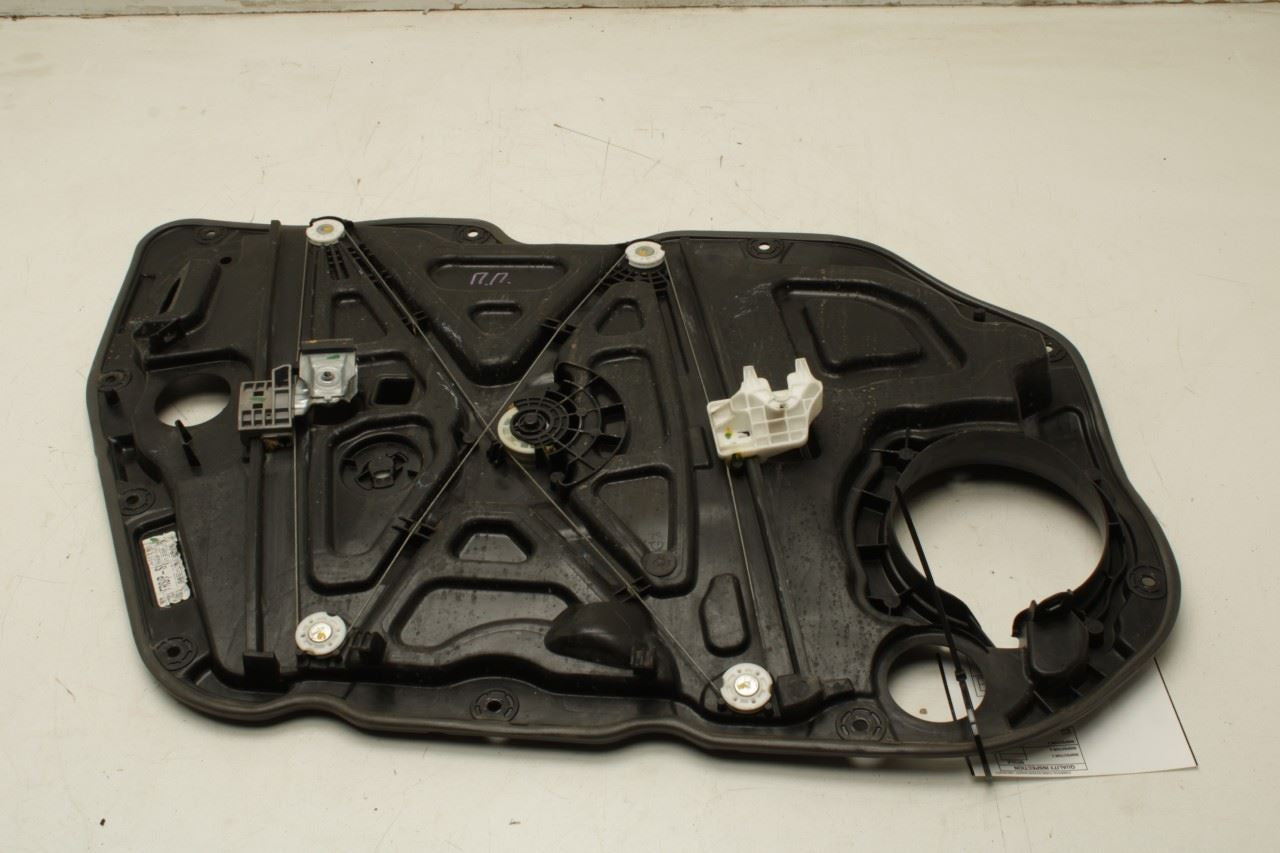 19-24 KIA Forte LXS Front Right Door Window Regulator w Carrier Plate 82481M6220 - Alshned Auto Parts