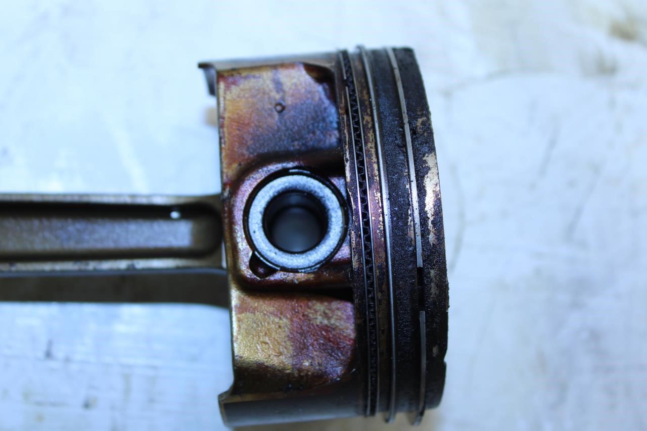 2011-2016 Ford F150 Platinum 3.5L turbo Engine Piston w/ Connecting Rod Right 1 - Alshned Auto Parts