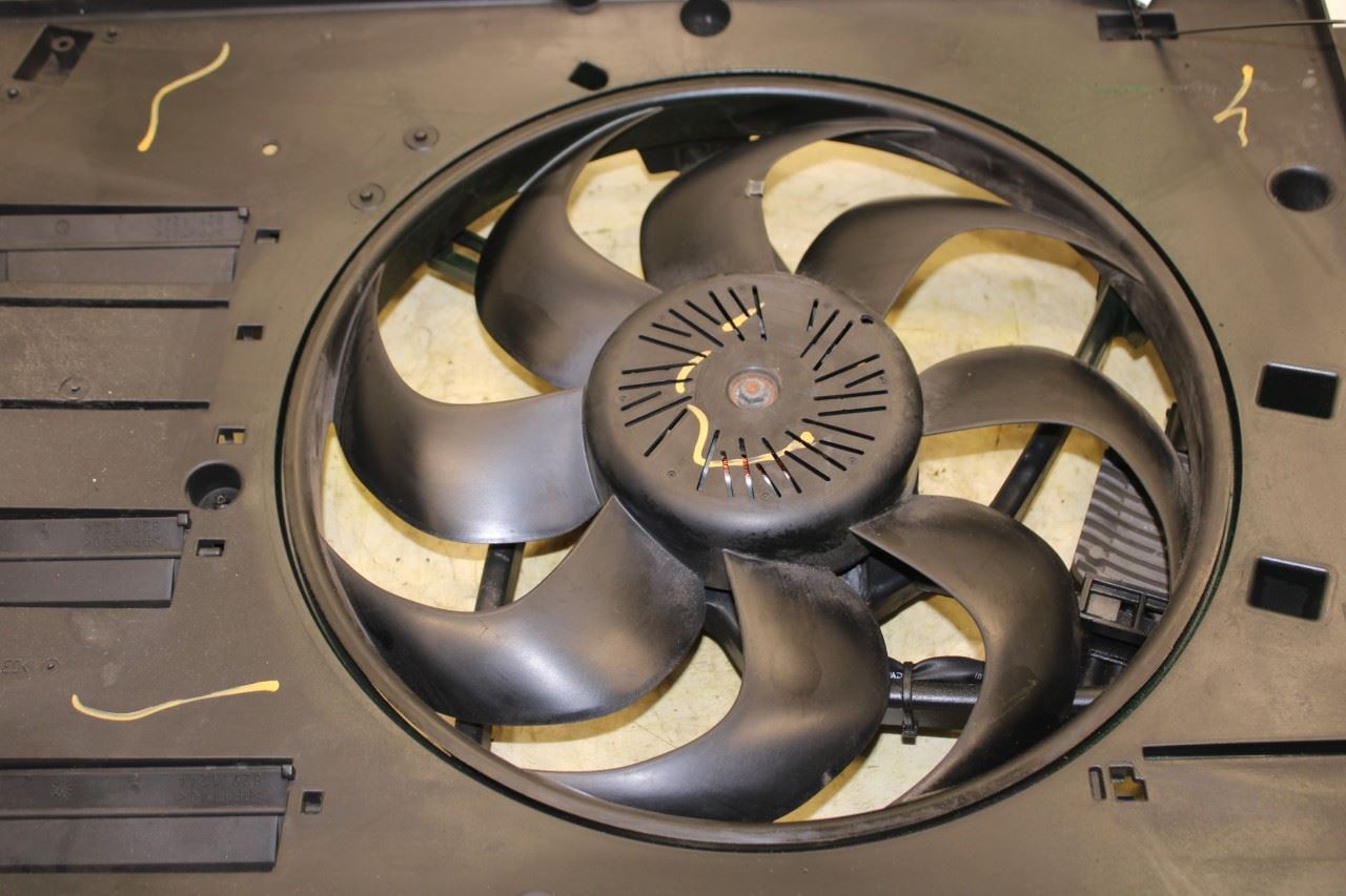 2015-2018 Volvo S60 T5 Premier 2.0L Radiator Cooling Fan Motor Assembly *ReaD* - Alshned Auto Parts