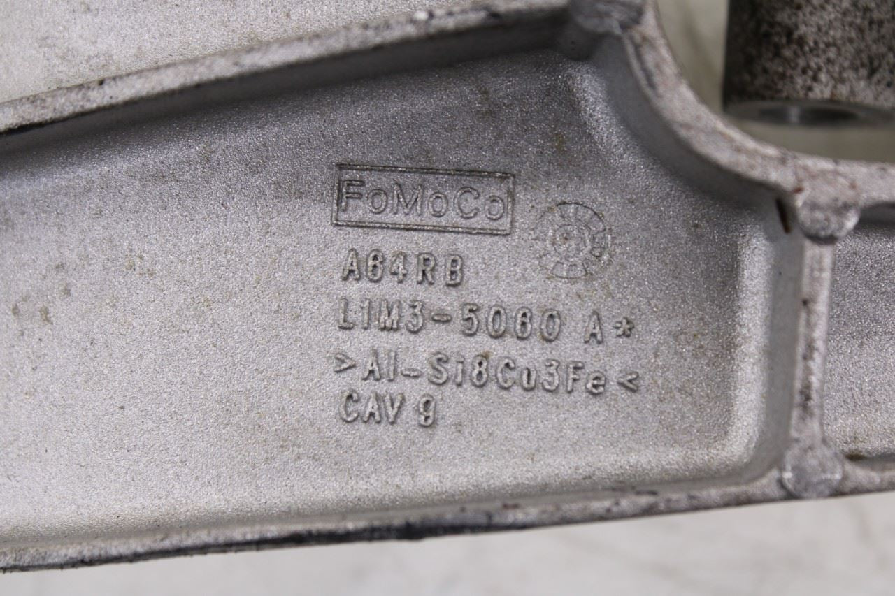 2020-2026 Ford Explorer Interceptor 3.0L AWD Transmission Crossmember Insulator12