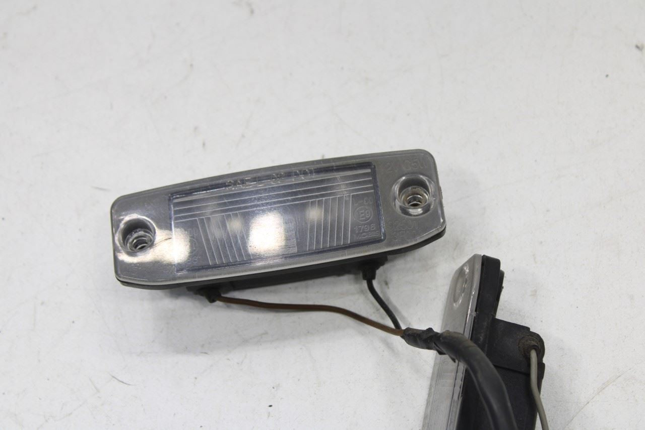 2016-2020 Kia Sorento LX License Plate Lamp Set w/ Liftgate Release Lock Handle - Alshned Auto Parts