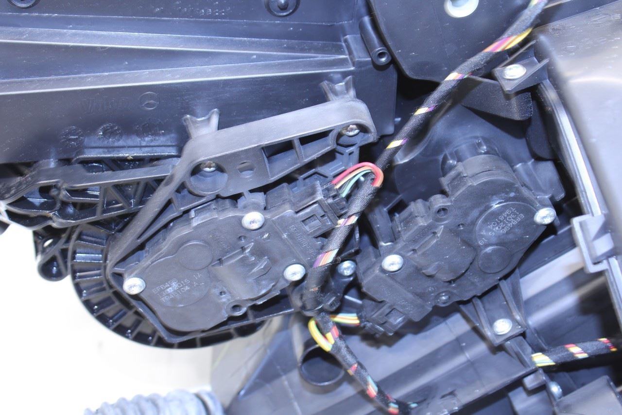 2012-15 Mercedes-Benz ML350 HVAC Heater Blower Housing Box 166-830-31-60 *ReaD* - Alshned Auto Parts