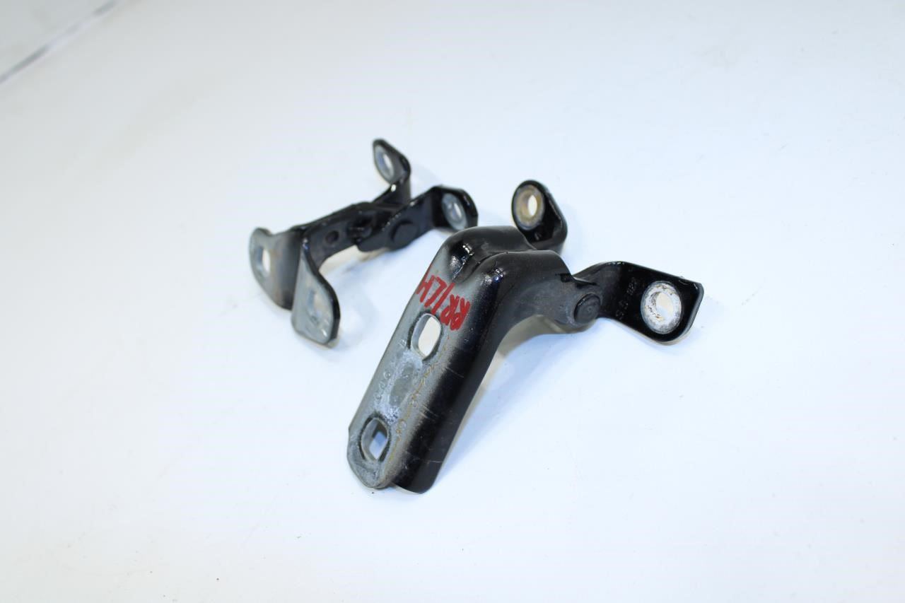 2018-2024 GMC Terrain Denali Rear Left Door Hinge Upper and Lower 13590931 OEM - Alshned Auto Parts