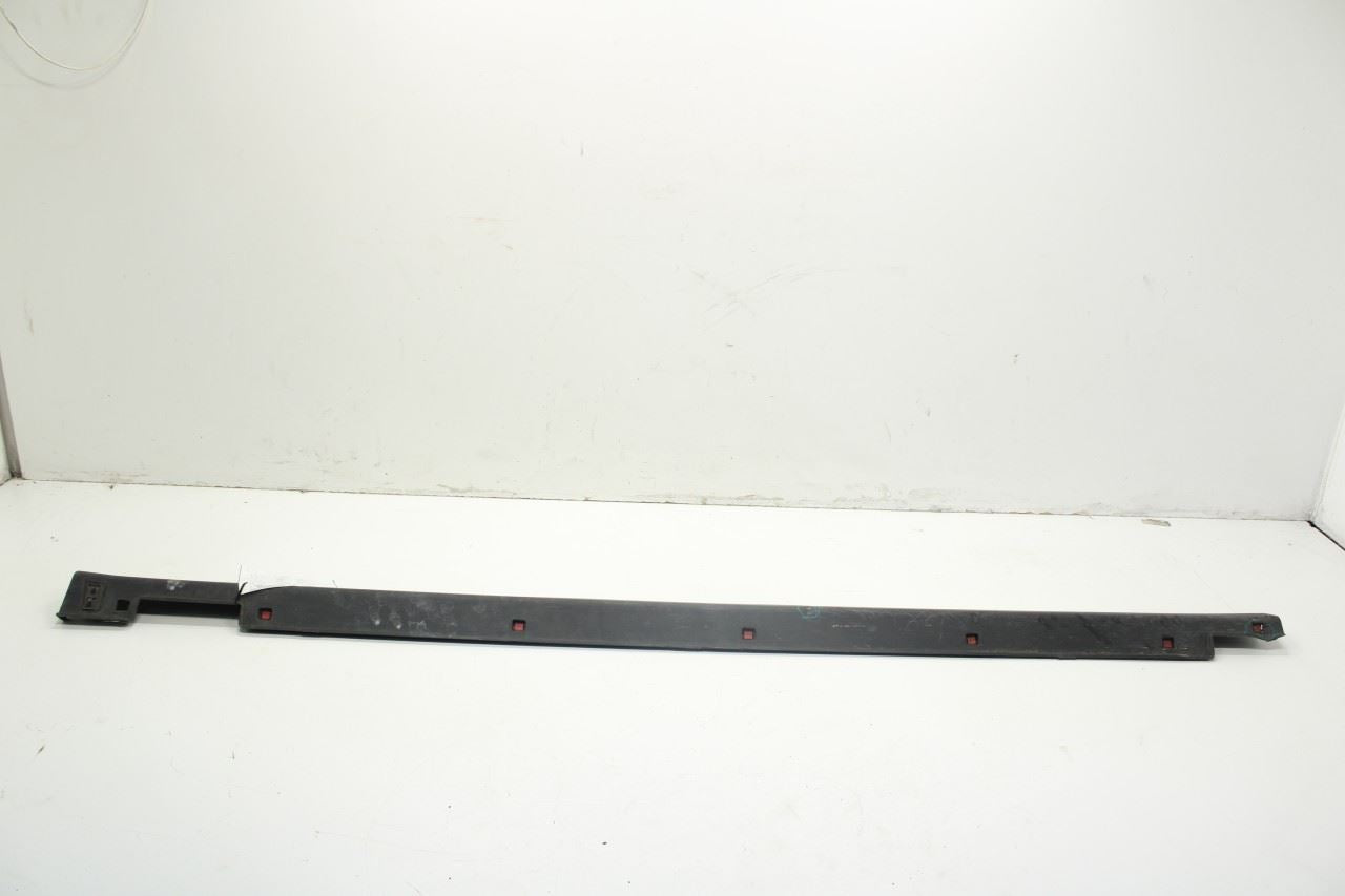 2016-2020 Kia Sorento LX Right Side Rocker Panel Molding 87752-C6000 *ReaD* - Alshned Auto Parts