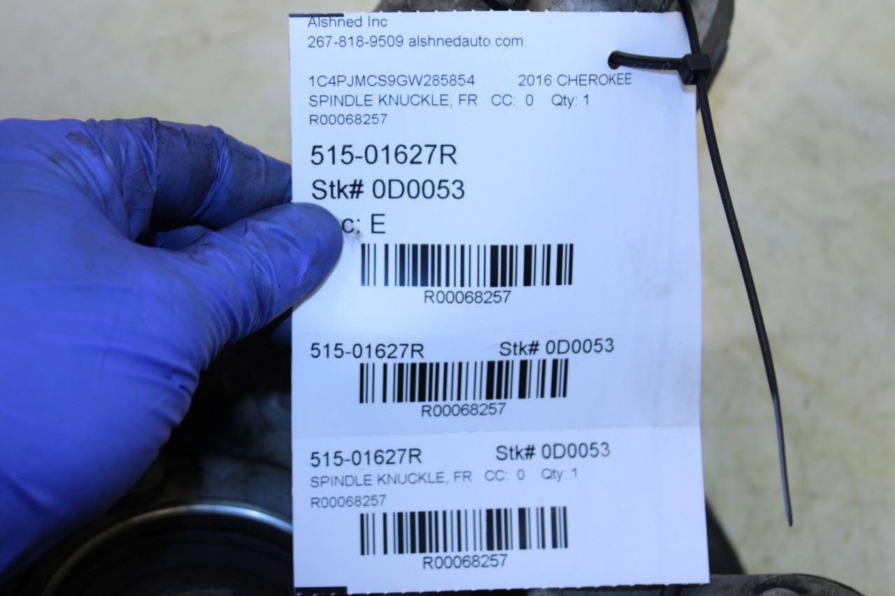2014-18 Jeep Cherokee 75th Anniversary Front Right Spindle Knuckle Hub 4877206AE - Alshned Auto Parts