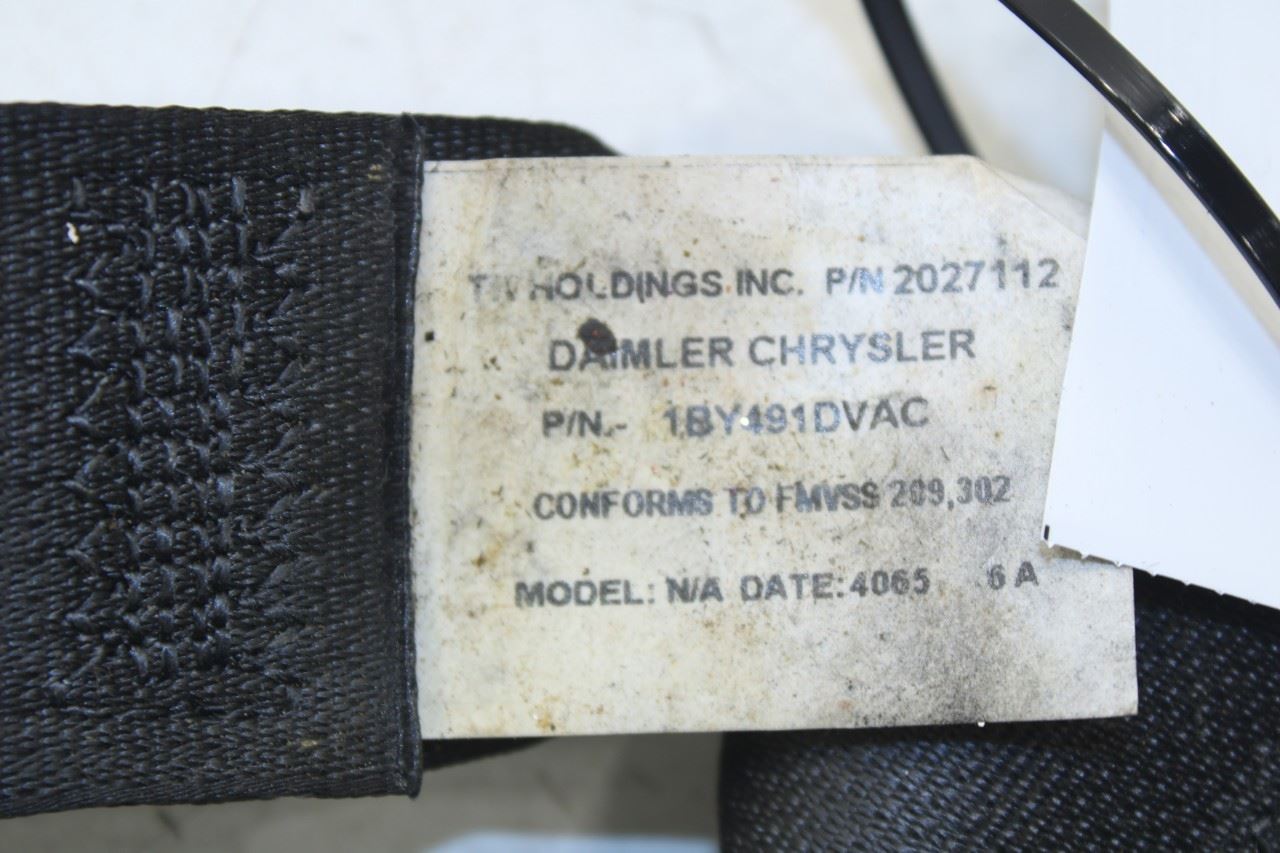 2014 Dodge Challenger SXT 3.6L Rear Center 2nd Row Seat Belt Buckle 1BY491DVAC - Alshned Auto Parts