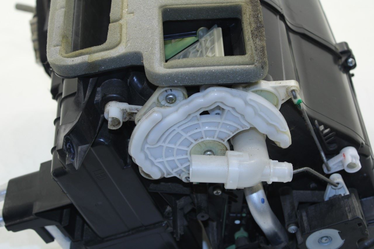 2021 Subaru WRX Premium Front HVAC Heater Blower Housing Box 72110FJ380 OEM - Alshned Auto Parts