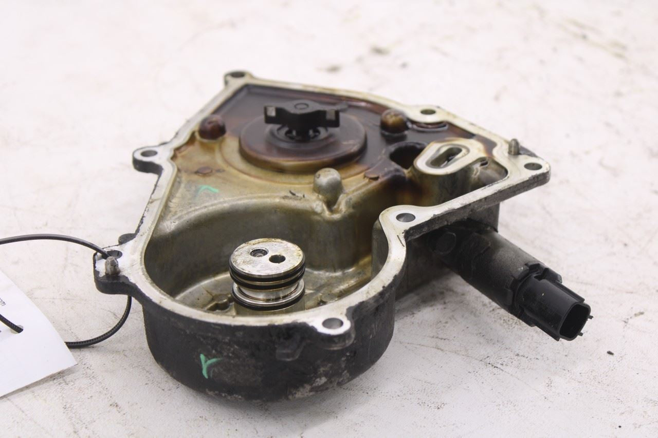2017-20 Infiniti QX60 3.5L Left Engine Variable Timing Control Cover w/ Actuator10