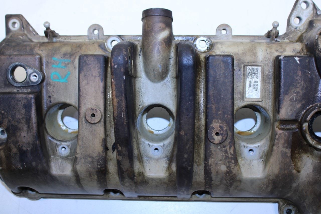 2011-2016 Porsche Panamera 4 3.6L Right Side Engine Cylinder Head Valve Cover - Alshned Auto Parts