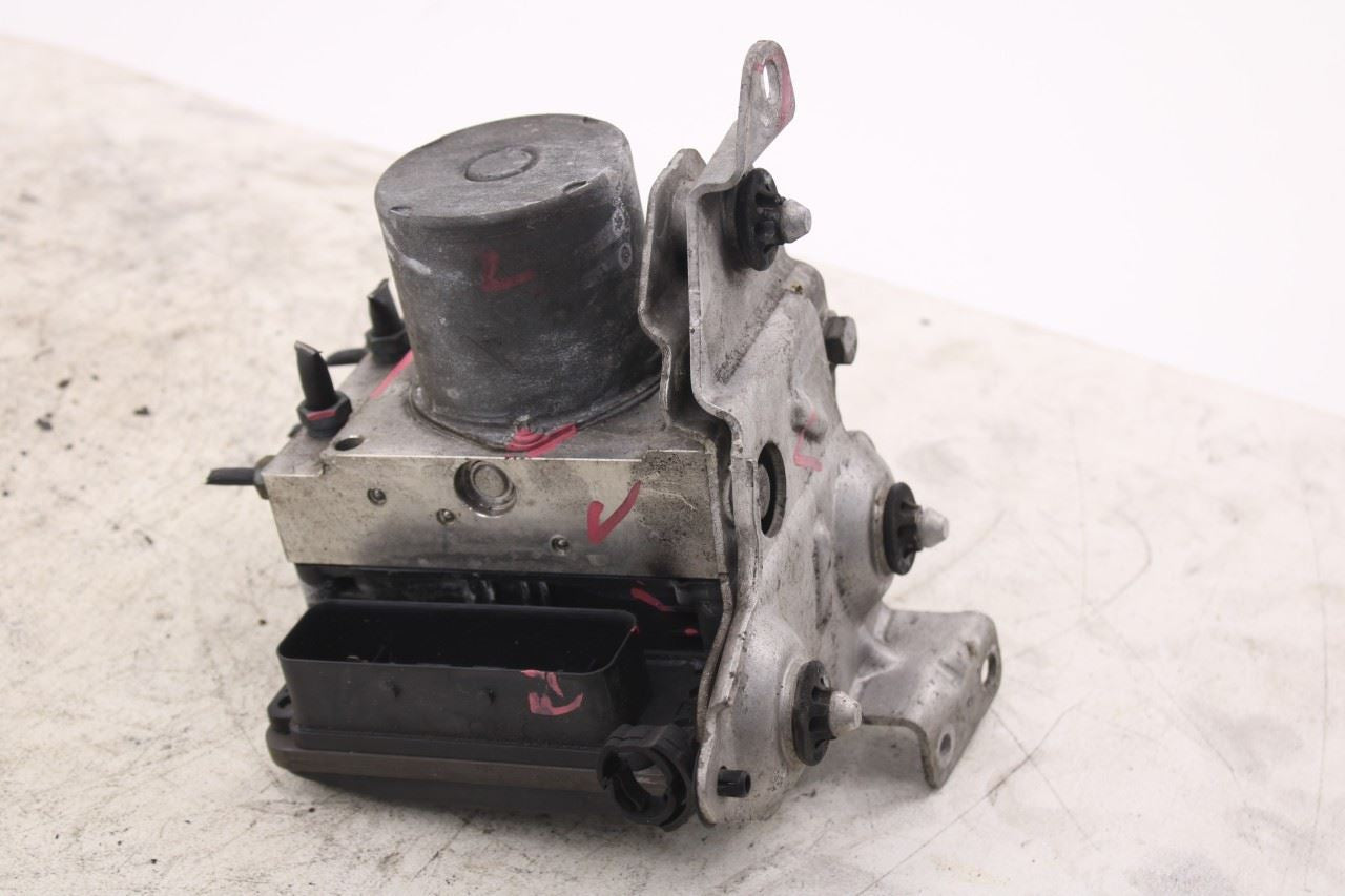 2012-2014 Audi A7 Premium 3L ABS Anti Lock Brake Pump Control Module 4G0907379H0