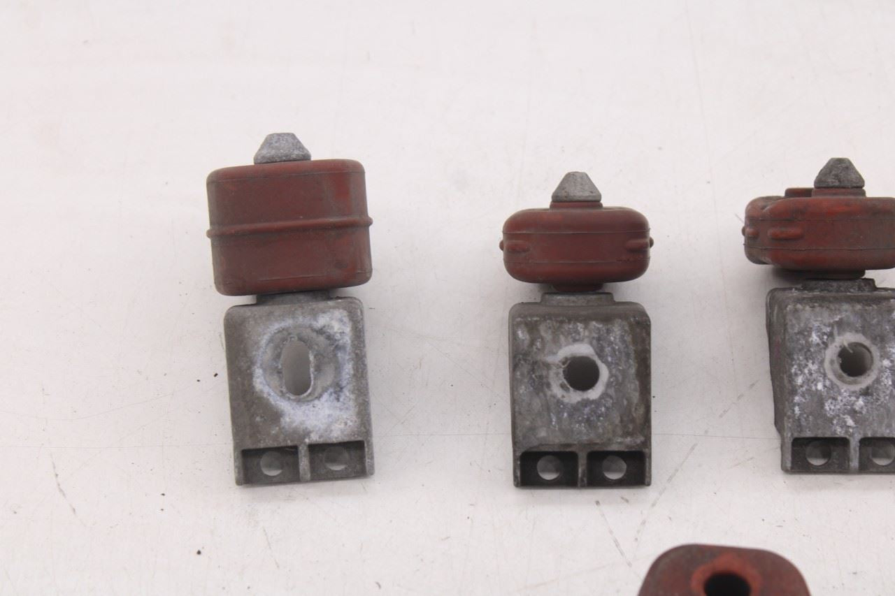 18-23 Volkswagen Atlas SE 3.6L Exhaust System Hanger Bracket Set of 5 3QF253144A11