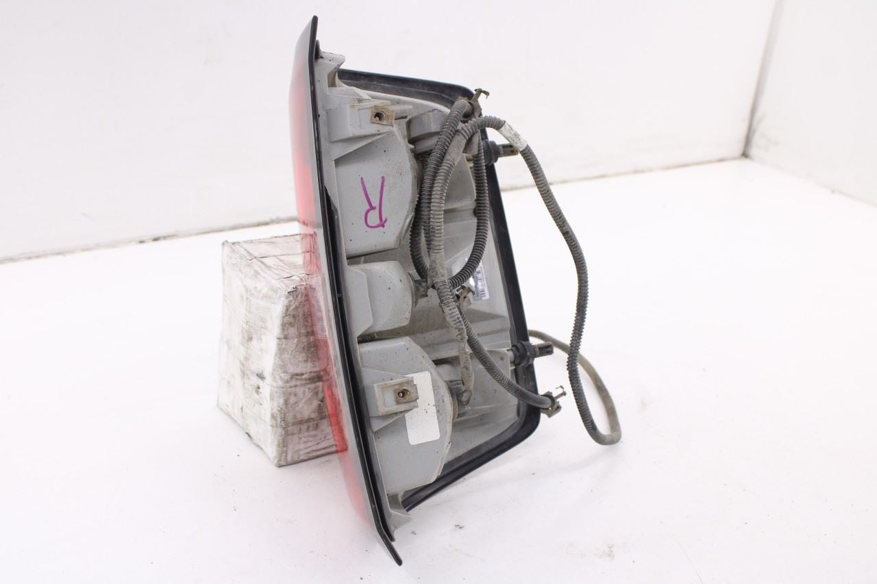 2014-15 Chevrolet Silverado 1500 Work Truck 2WT Rear Right Side Tail Light Lamp7