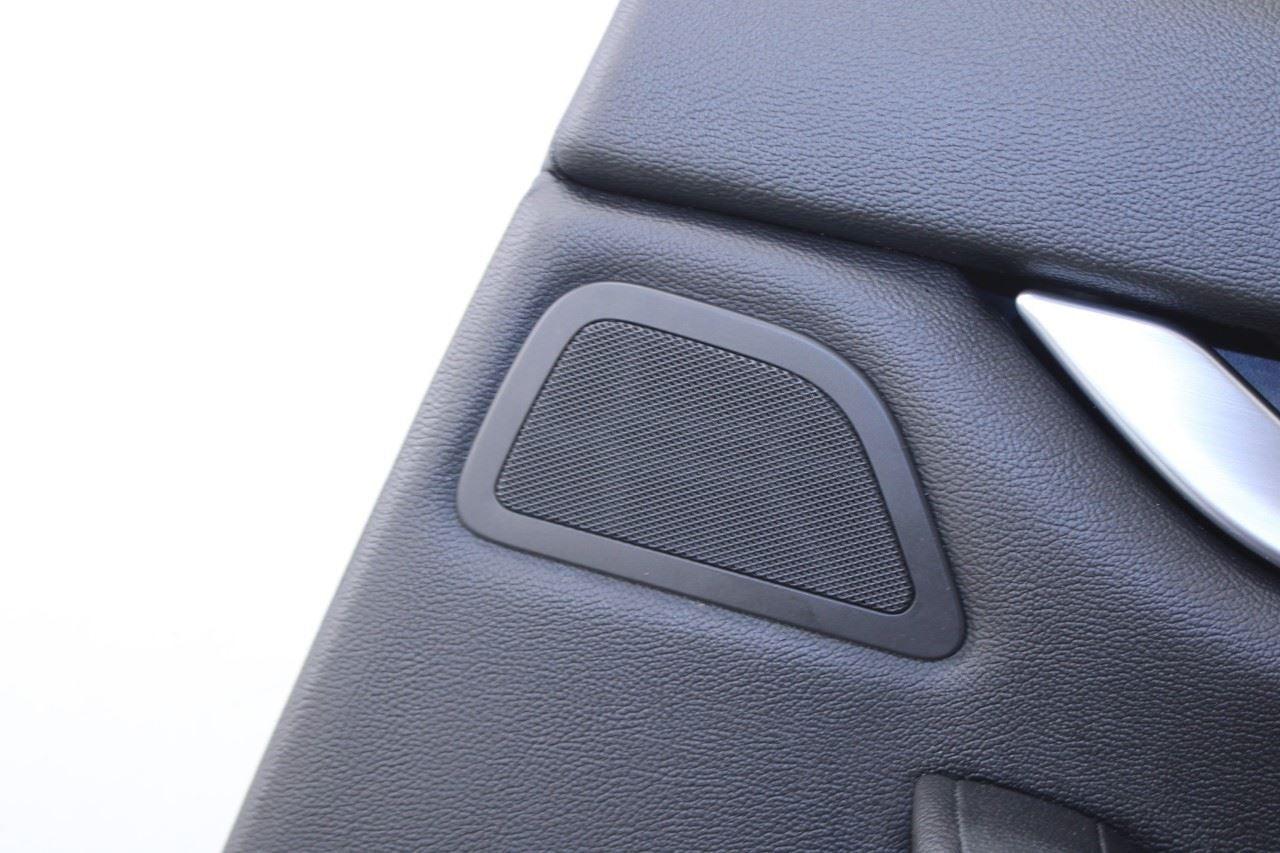 2017-2020 Maserati Ghibli Rear Right Passenger Door Trim Panel 670018318 OEM - Alshned Auto Parts