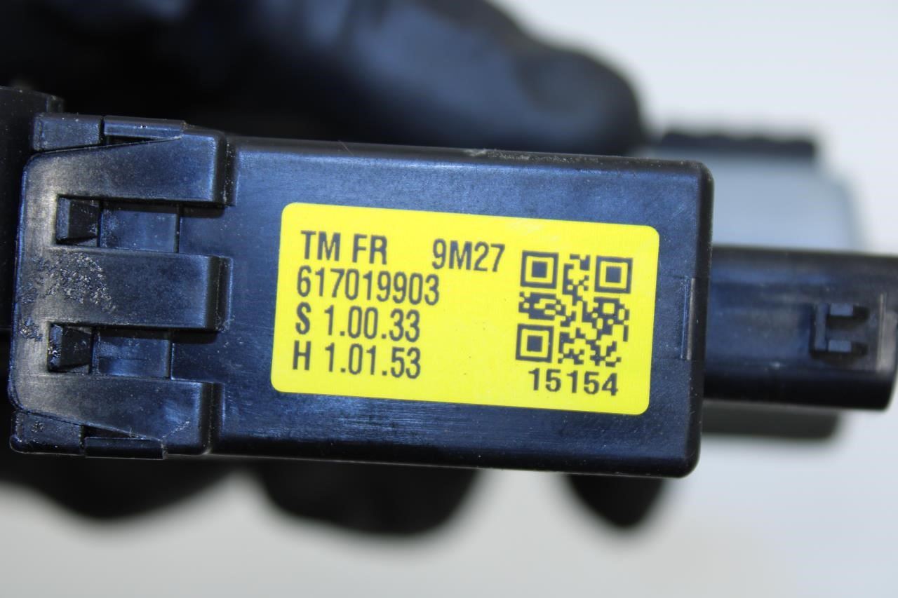 19-2020 Hyundai Santa Fe Limited Front Right Door Power Window Motor 82460-S1010 - Alshned Auto Parts