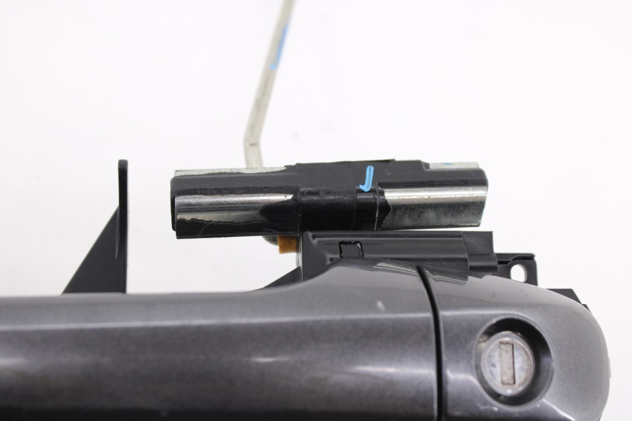 2015-2023 Toyota Tacoma SR5 3.5L 4WD Front Driver Left Side Door Exterior Handle9
