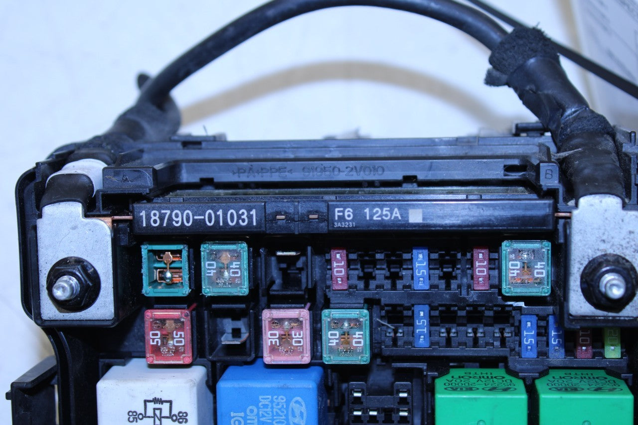 2011-14 Hyundai Veloster 1.6L FWD Engine Bay Fuse Relay Junction Box 91207-2V375 - Alshned Auto Parts