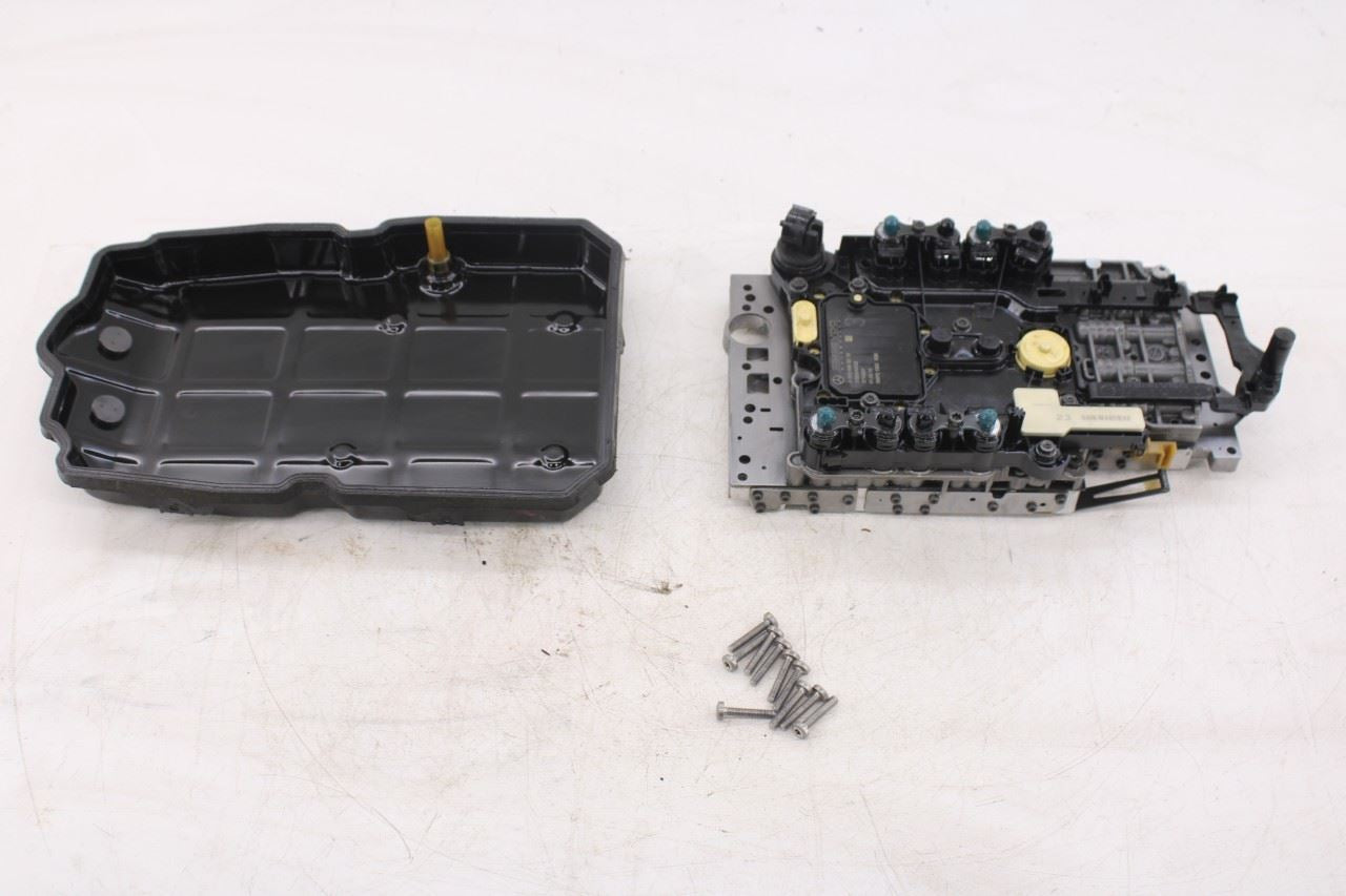 04-06 Mercedes-Benz E500 5.0L 7-Spd Auto Transmission Valve Body 2202703106 OEM0