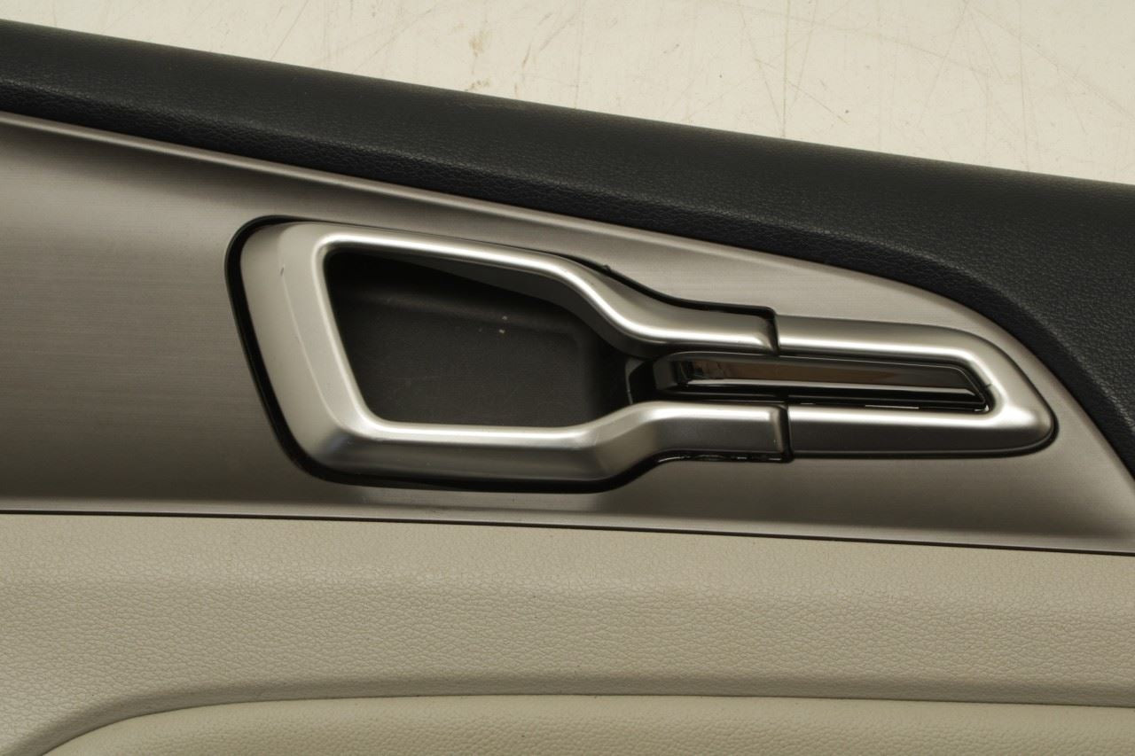 2023-25 Kia Sportage Hybrid EX Rear Right Door Trim Panel 83308-P1420-BP8 *ReaD* - Alshned Auto Parts