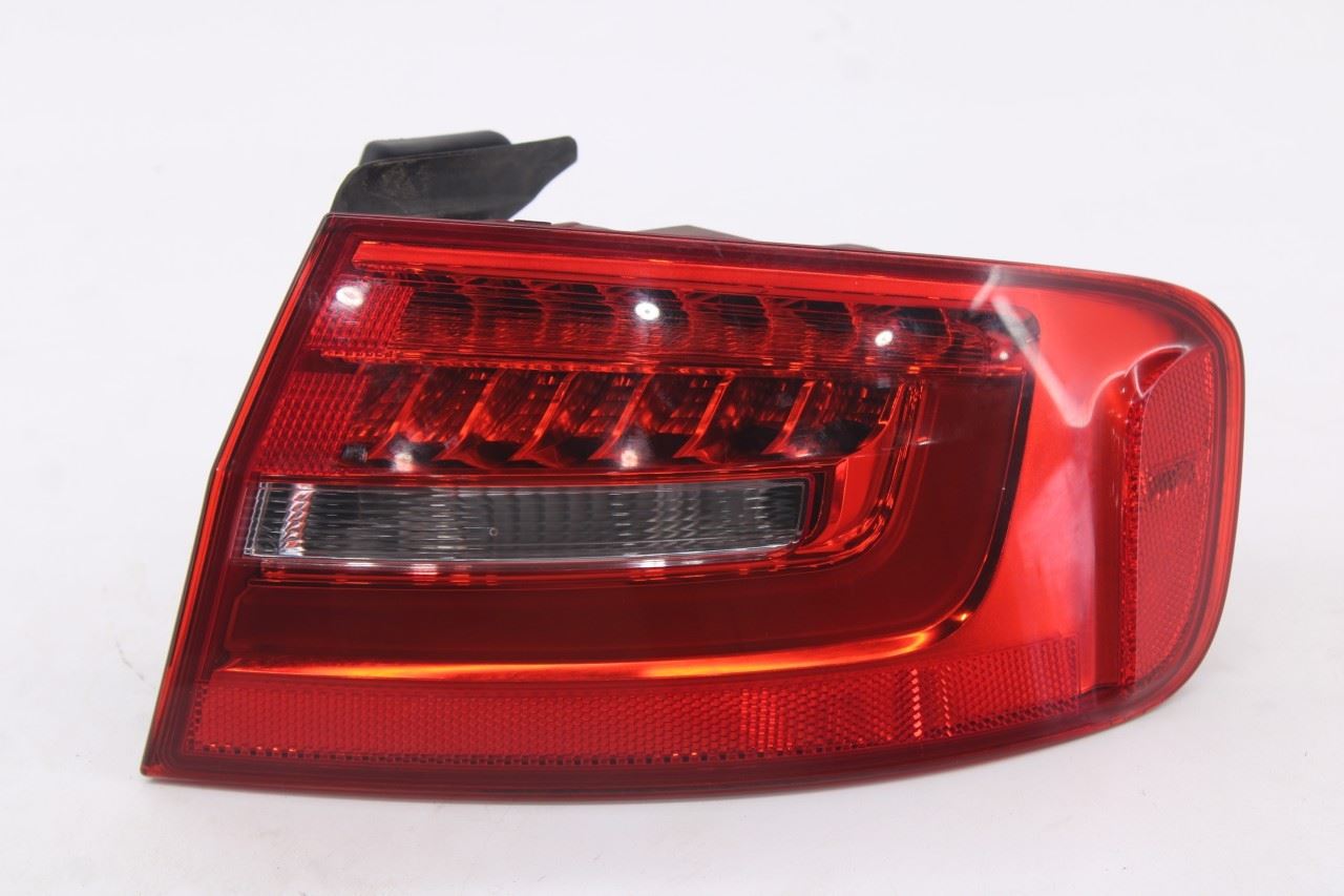 2013-2016 Audi S4 Premium Plus Rear Right Side Tail Light Lamp 8K5-945-096-AD0