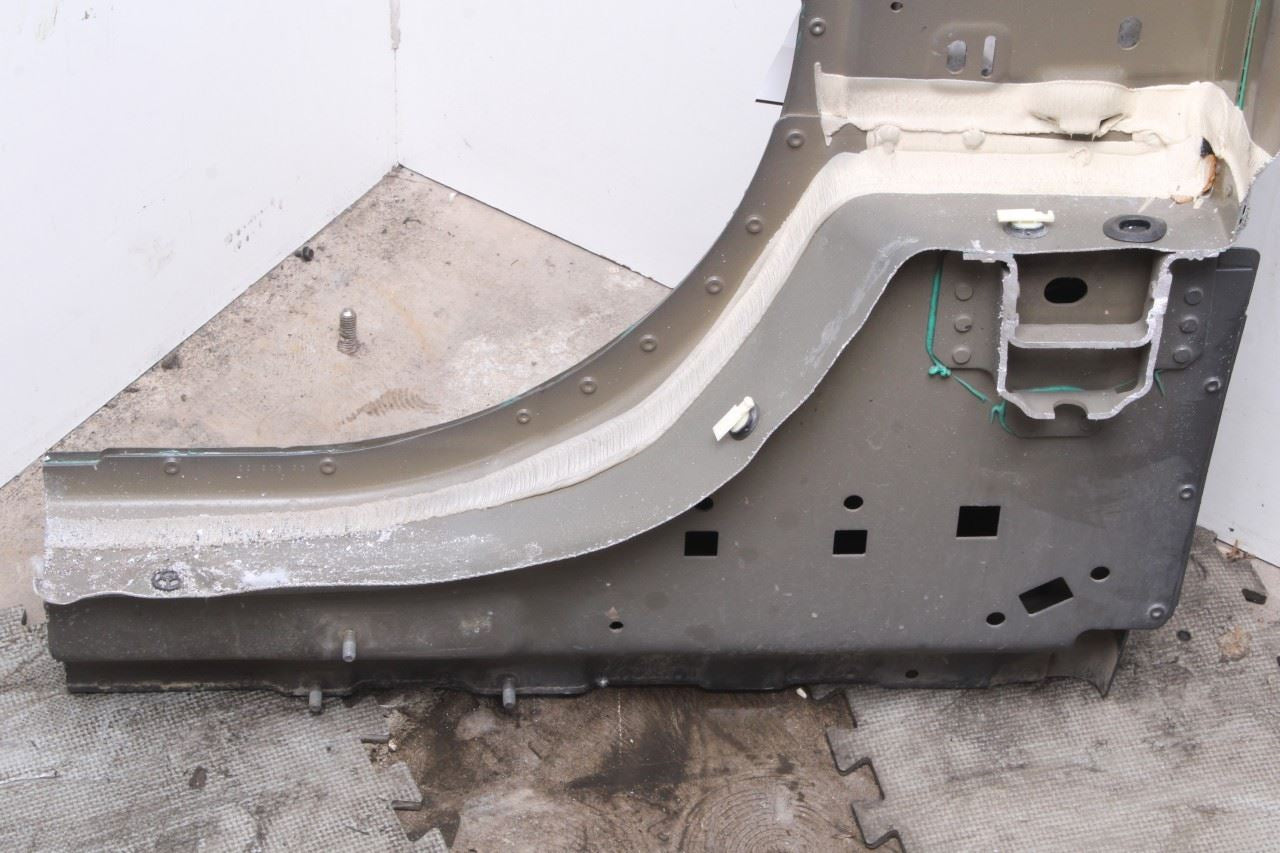 2021-2026 Ford F150 XLT Supercrew Rear Right Lower Body Side Aperture Panel9
