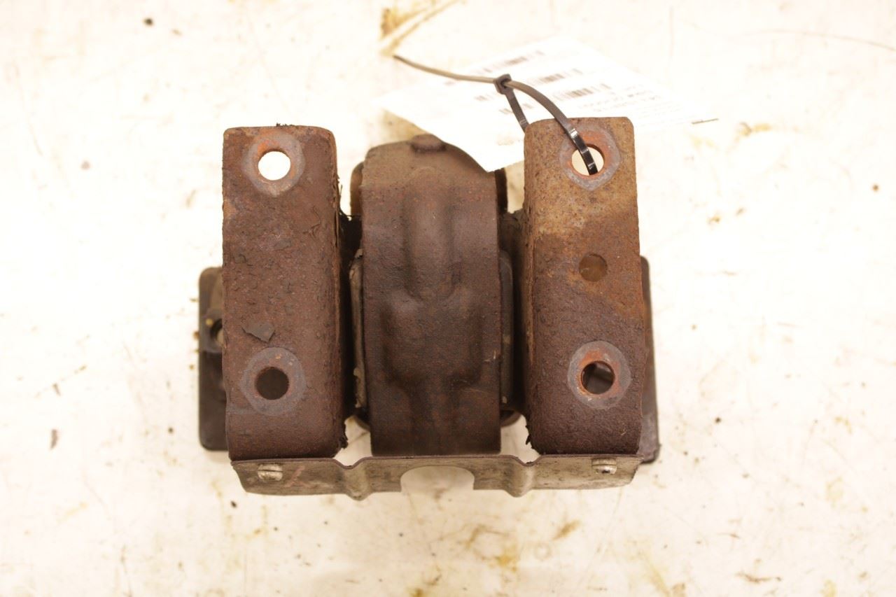 2012-2020 ISUZU NPR HD 6.0L Left Side Engine Motor Mount 8-98061-526-0 OEM - Alshned Auto Parts