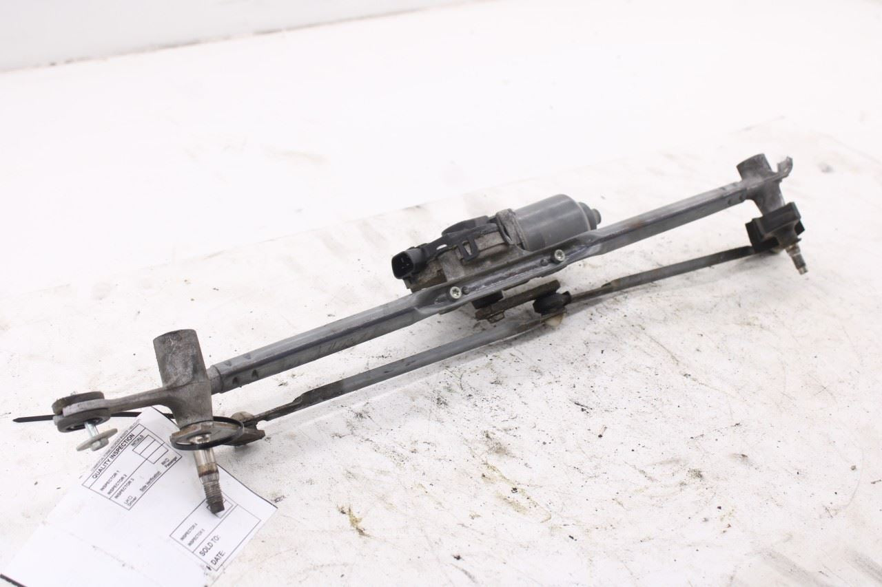 2014-2015 Dodge Durango SXT Front Windshield Wiper Transmission Linkage w/ Motor4