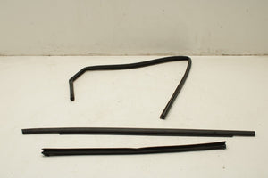 16-20 Kia Optima LX Rear Left Door Run Channel w/ Belt Weatherstrips 83530-D5000