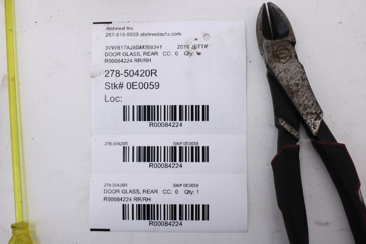 2011-2018 Volkswagen Jetta Sport Rear Right Door Window Movable Glass 5C68450269