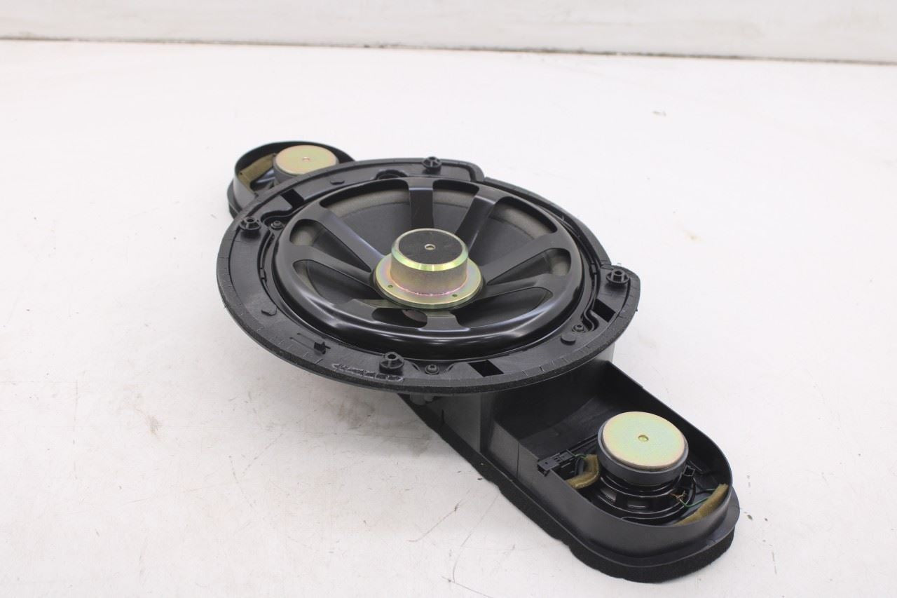2003-2006 Mercedes-Benz E500 Rear Deck Parcel Shelf Center Speaker 21182028028