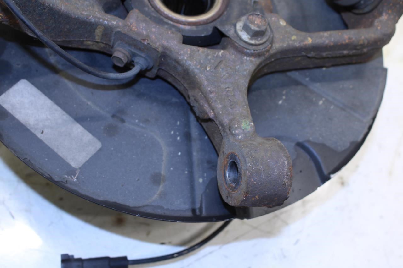 2011-2015 Jeep Grand Cherokee Limited Front Right Spindle Knuckle Hub 68022628AD - Alshned Auto Parts