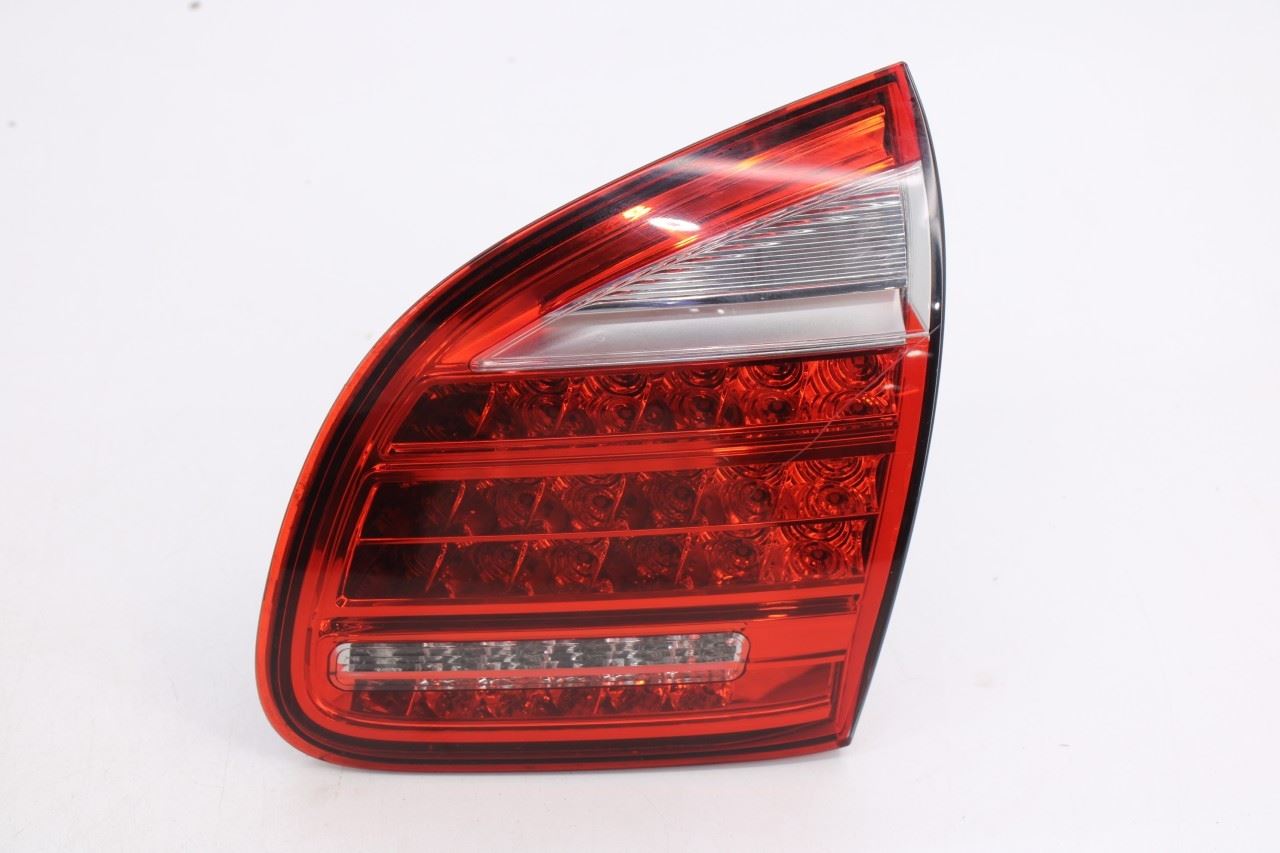 2011-14 Porsche Cayenne S Rear Right Passenger Side Tail Light Lamp 7P5-945-0940