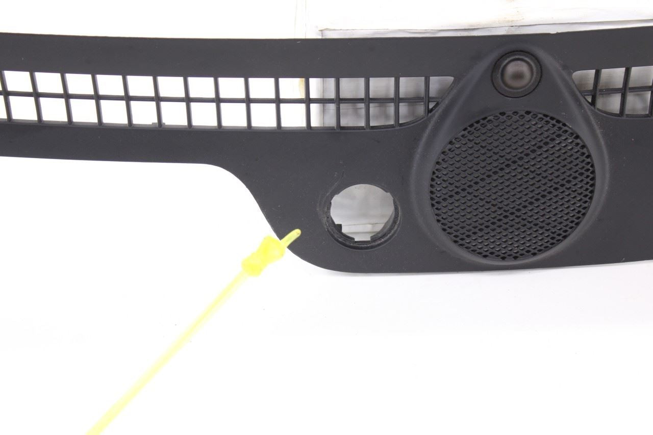 2011-21 Jeep Grand Cherokee Limited Front Dash Defroster Grille Trim 1QQ09DX9AE5