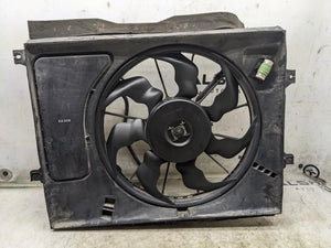 2014-2019 Kia Soul 1.6L Left Radiator Cooling Fan Motor Assembly 25380-B2000 OEM
