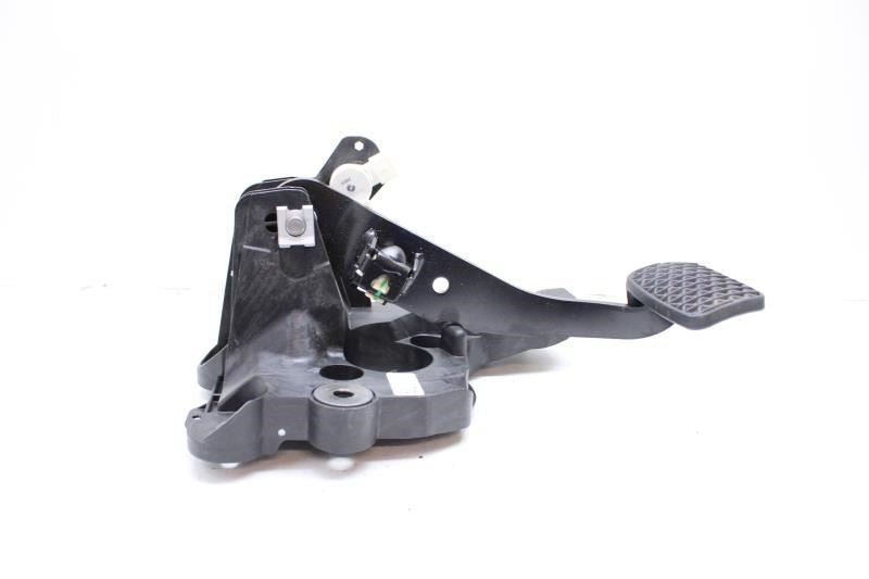 2024-2025 Chevrolet Trax Brake Foot Stop Pedal w/ Travel Sensor 60009134 OEM - Alshned Auto Parts