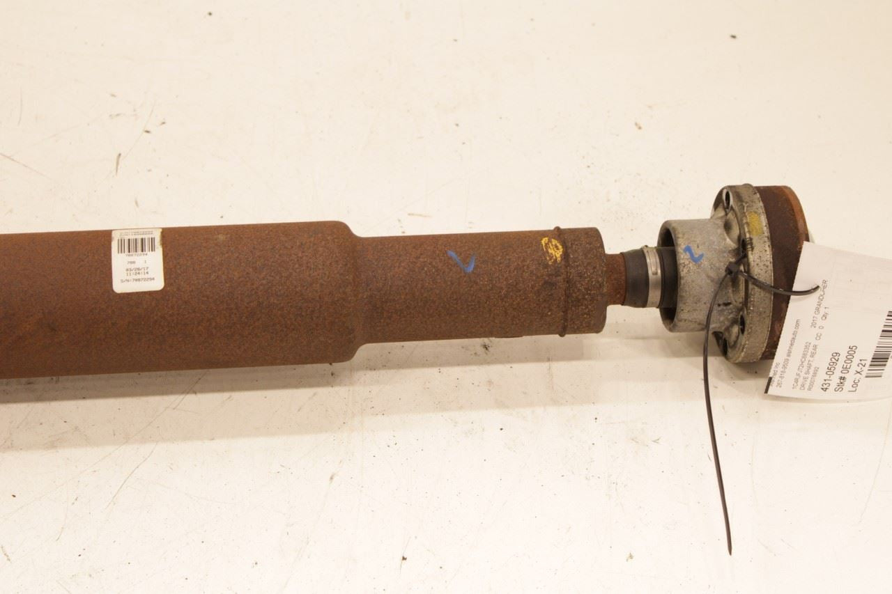 11-21 Jeep Grand Cherokee Summit 5.7L 4WD Rear Drive Shaft Propeller 52123627AB - Alshned Auto Parts