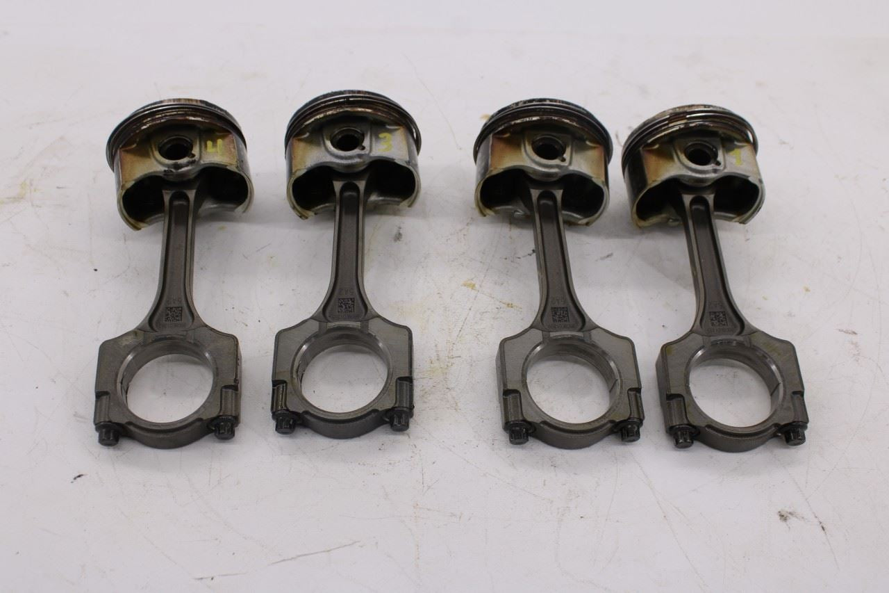 2016-22 Acura ILX Technology A-Spec 2.4L Engine Piston with Connecting Rod Set 40