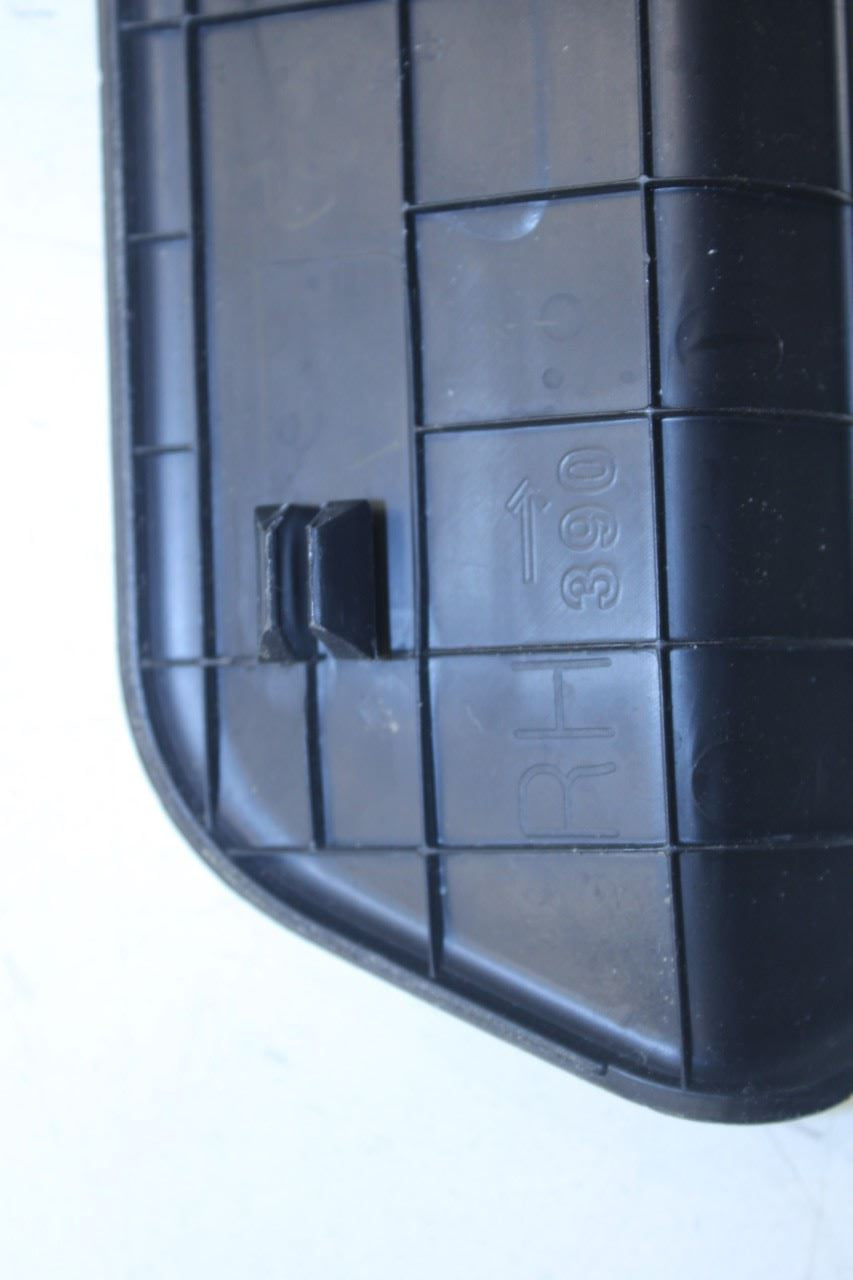 2015-21 Hyundai Tucson Value Front Right Side Door Sill Scuff Plate 85883-D3000 - Alshned Auto Parts