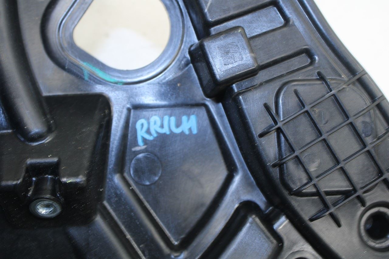 2017-19 Alfa Romeo Giulia Ti RR LH Door Window Regulator w/ Carrier 00505514980 - Alshned Auto Parts