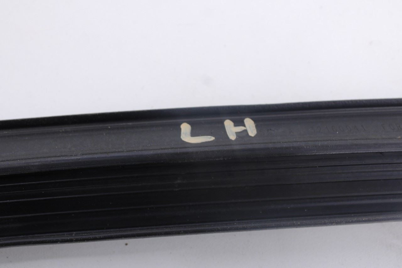 15-23 Ford Mustang GT Left Side Upper Door Glass Run Channel Weather-strip Seal - Alshned Auto Parts