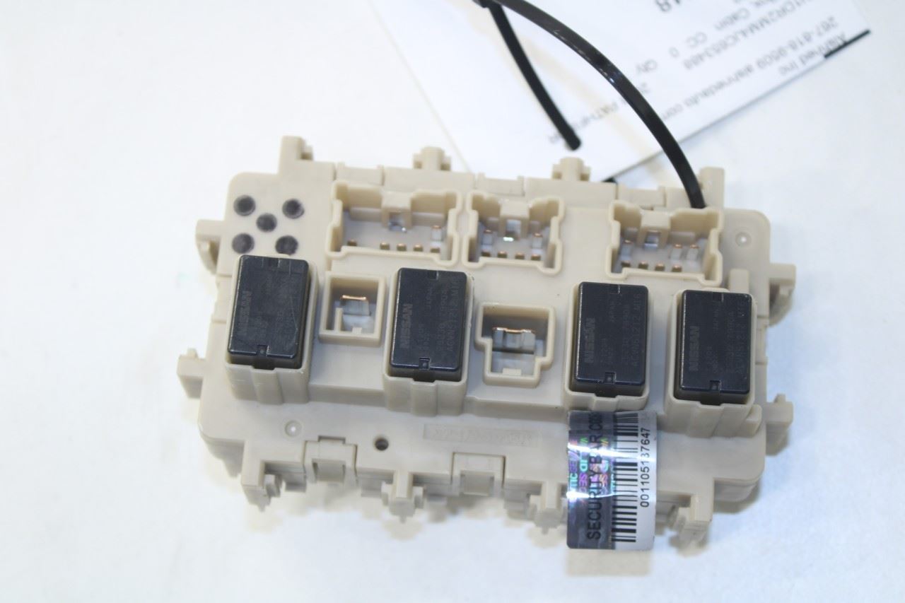 17-20 Nissan Pathfinder SV 3.5L Cabin Instrument Panel Fuse Relay Junction Block - Alshned Auto Parts