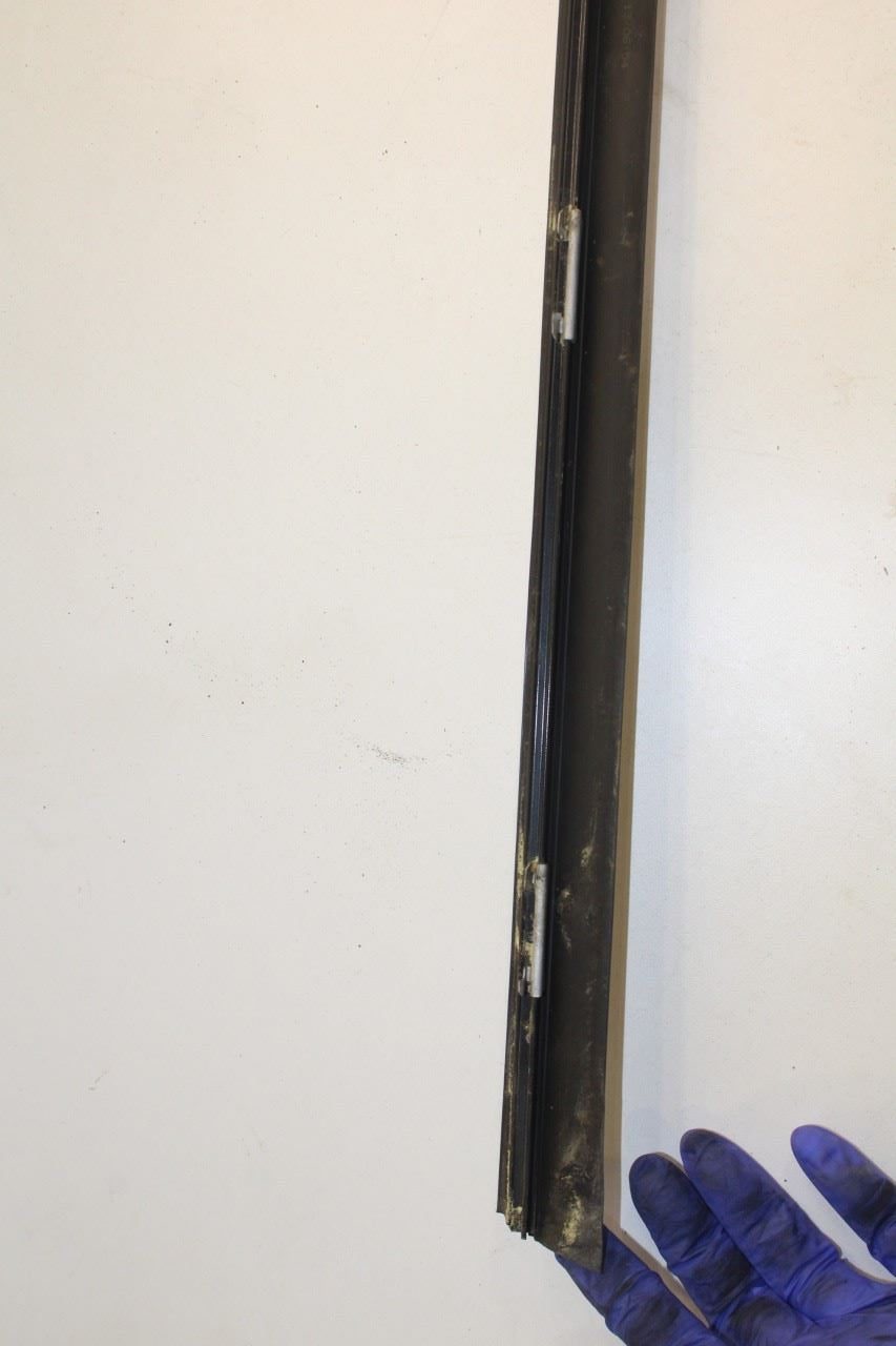 10-15 BMW 750i xDrive LH and RH Roof Top Upper Rack Rail Molding 51137221817 OEM22