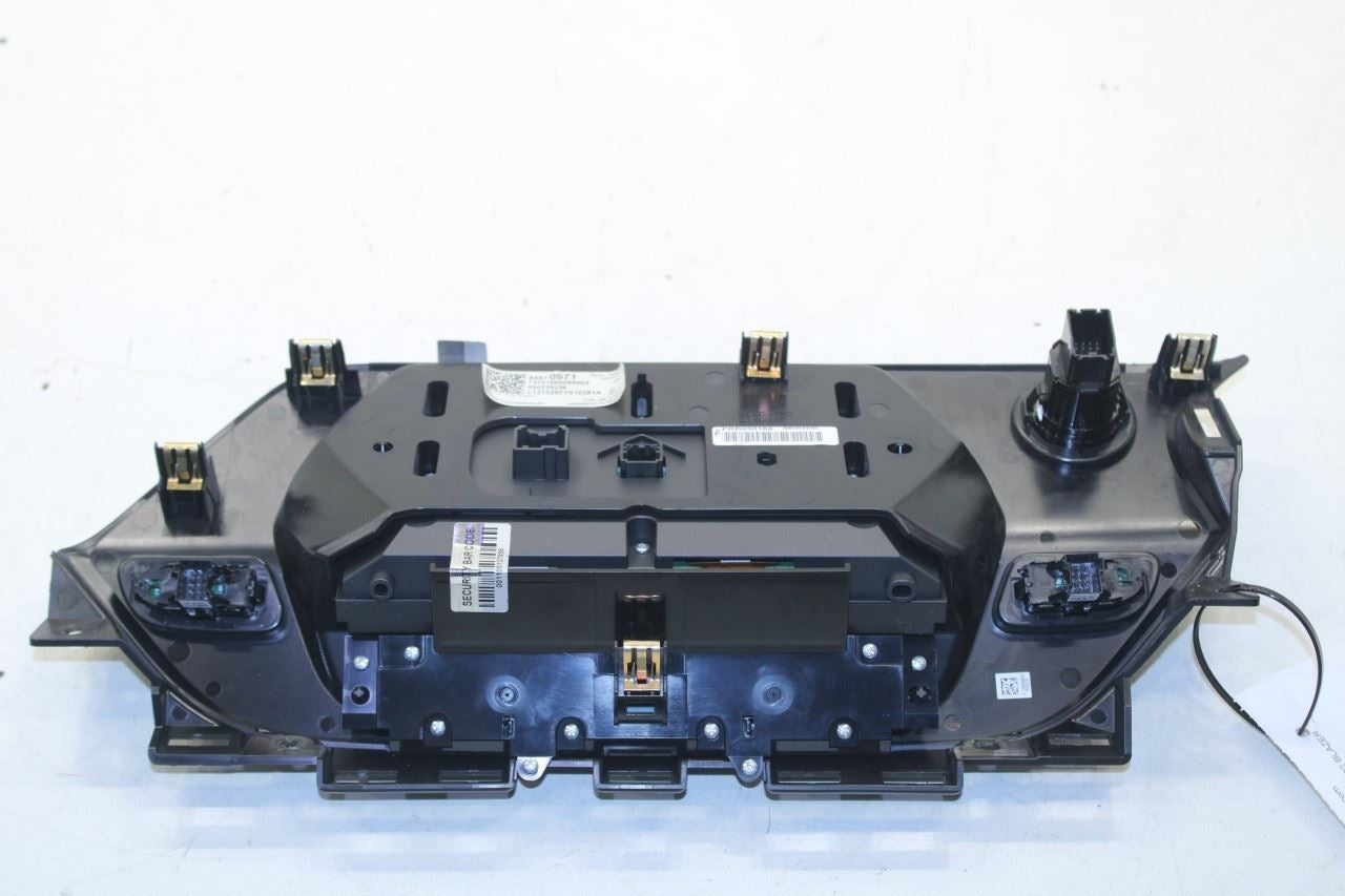 2020-2022 Chevrolet Blazer 2LT Audio Radio Control Panel w/ Display 84970971 OEM - Alshned Auto Parts