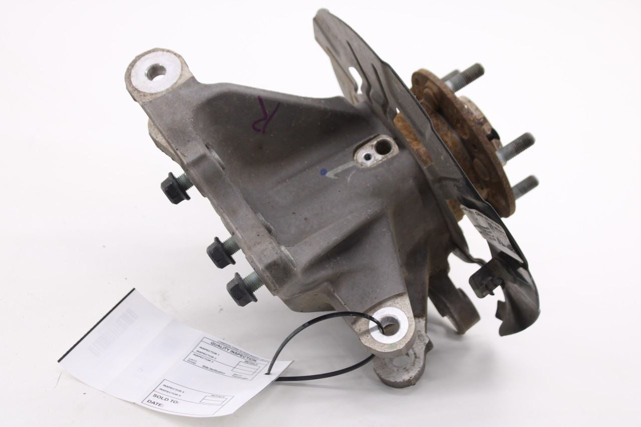 2021-23 Hyundai Santa Fe SEL AWD Rear Right Side Spindle Knuckle Hub 52711-S2EA07