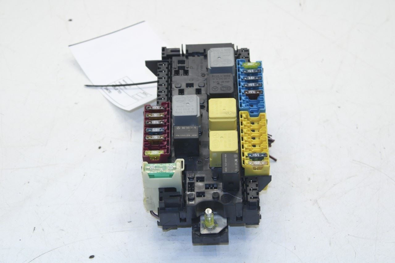 12-15 Mercedes-Benz ML350 3.5L RWD Engine Bay Right Side Fuse Relay Junction Box - Alshned Auto Parts