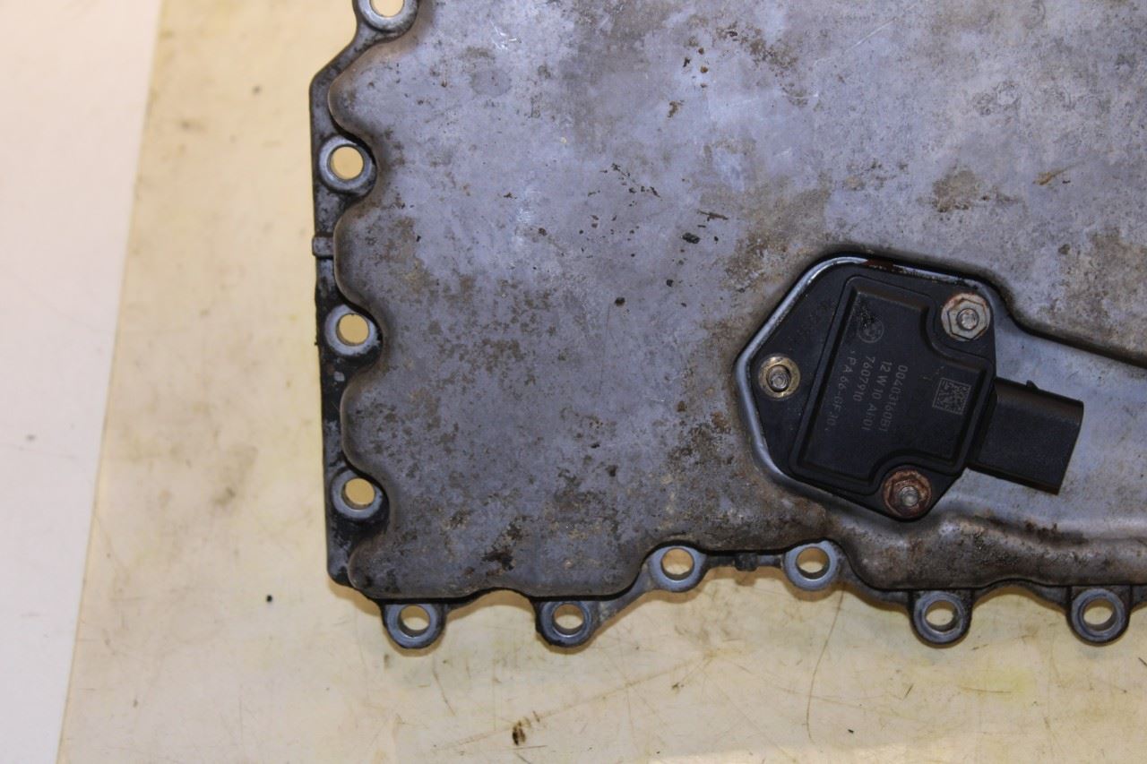 2010-2015 BMW 750Li xDrive 4.4L AWD Engine Motor Lower Oil Pan 7570694 OEM - Alshned Auto Parts