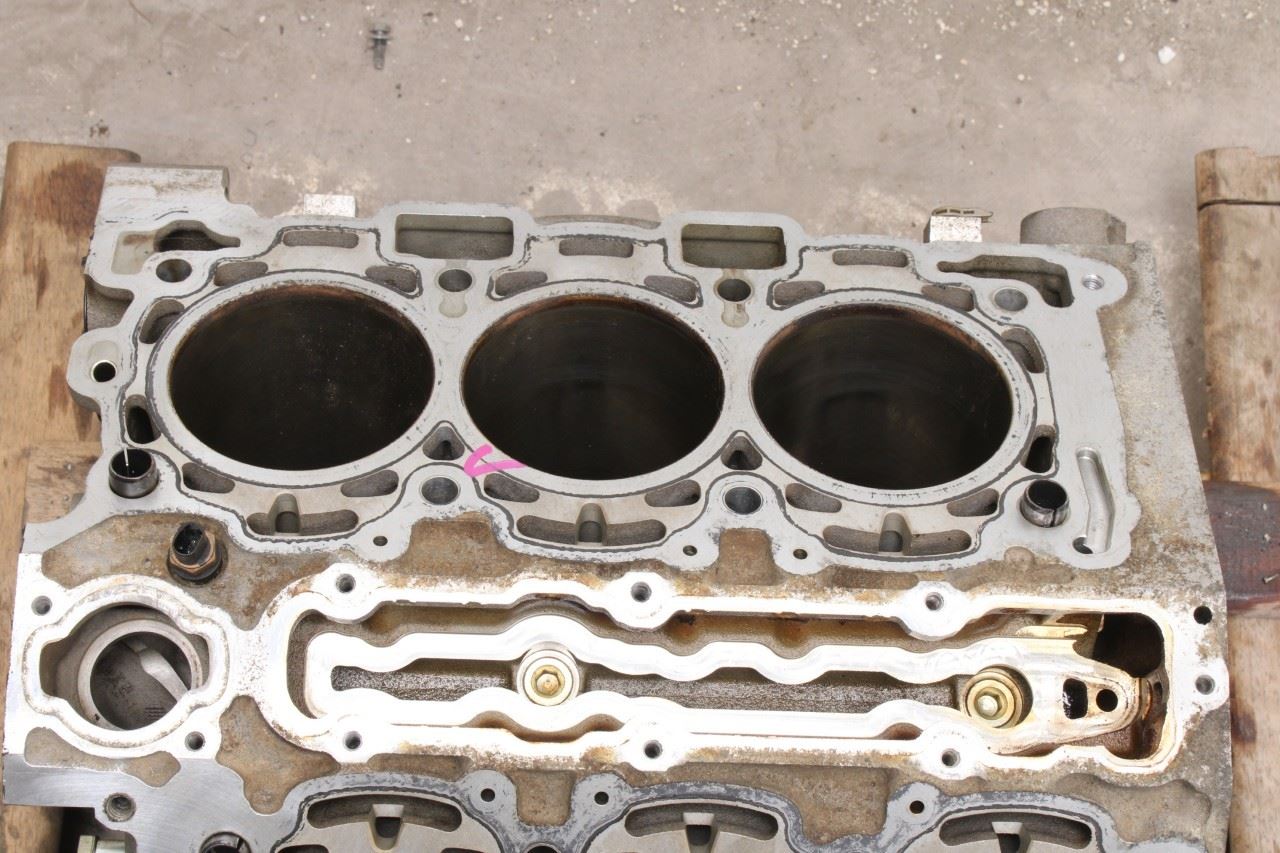 2017-23 GMC Acadia SLT-1 3.6L Engine Cylinder Block VIN S 8th digit opt LGX 104K - Alshned Auto Parts