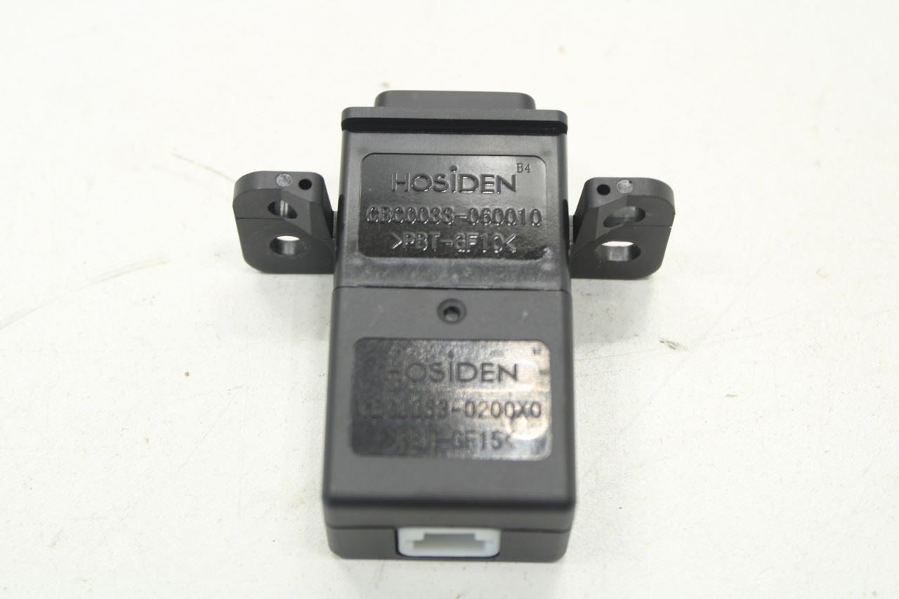 18-22 Nissan Rogue Sport SL Center Console USB Port Power Outlet 25331-5NA2A OEM - Alshned Auto Parts