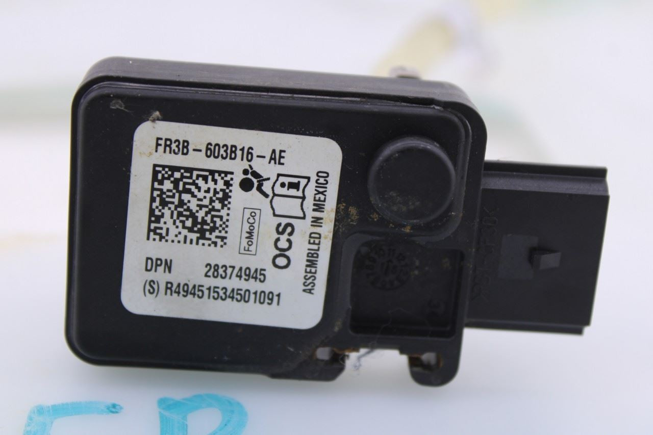 2015-2017 Ford Mustang Conv V6 Front Right Passenger Seat Occupant Sensor Module3